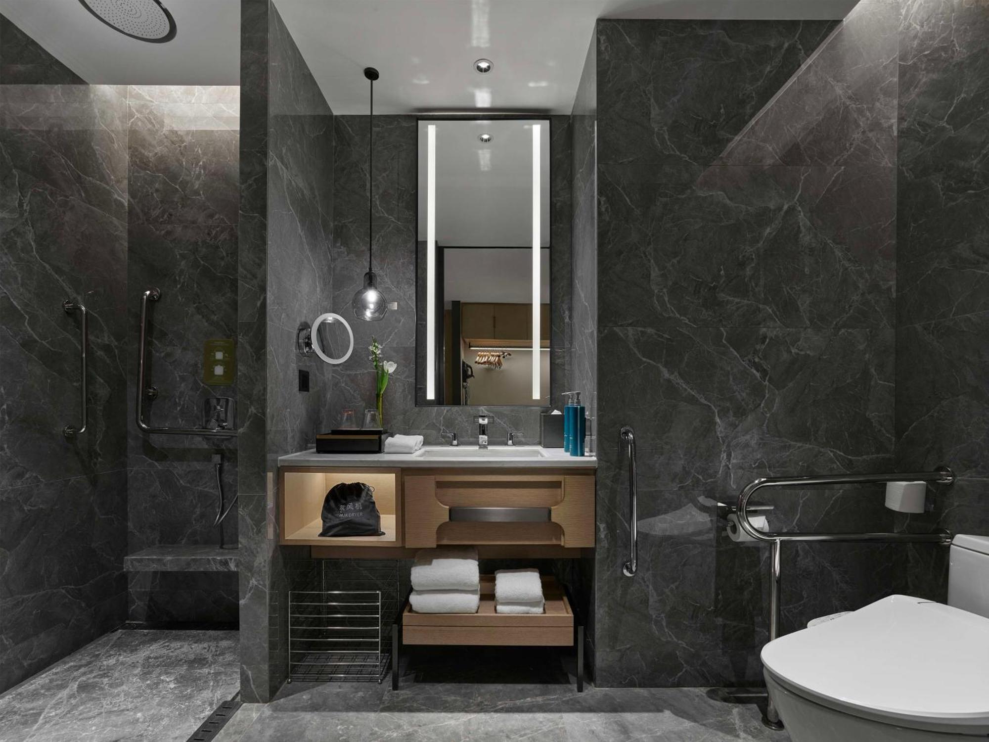 Doubletree By Hilton Chengdu Riverside - Close To Panda Base And Chengdu East Railway Eksteriør billede